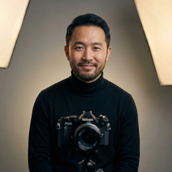 草莓视频首席导演周逸凡